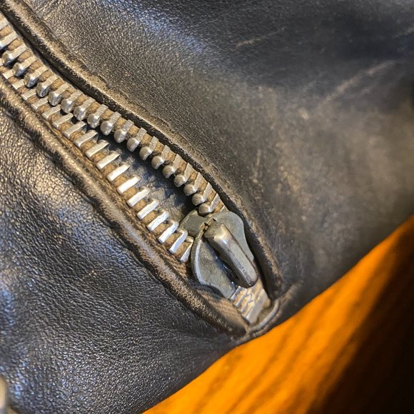 Vintage Moto Cuir Leather Jacket w/ Road Rash - Picture 13 of 14